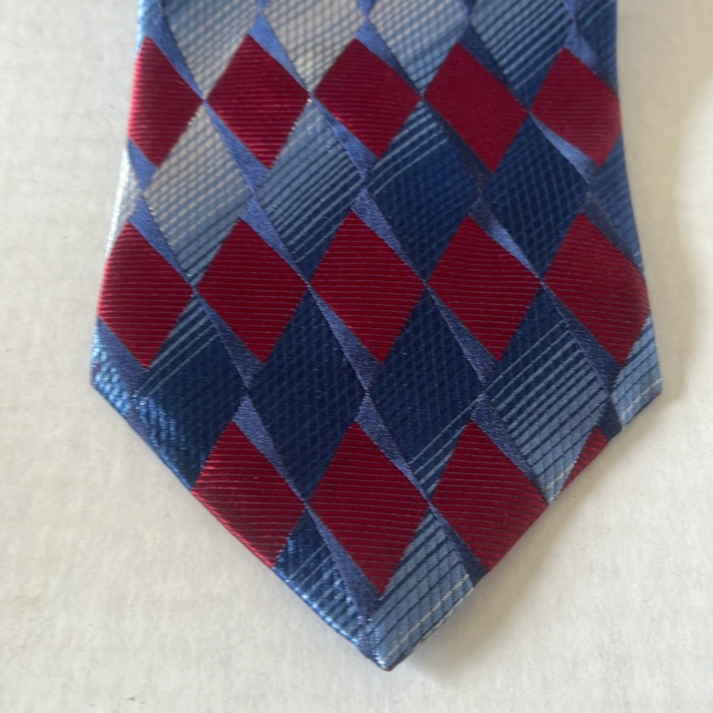 XMI Nordstrom Blue & Maroon Hand Sewn Diamond Pattern Silk Tie
